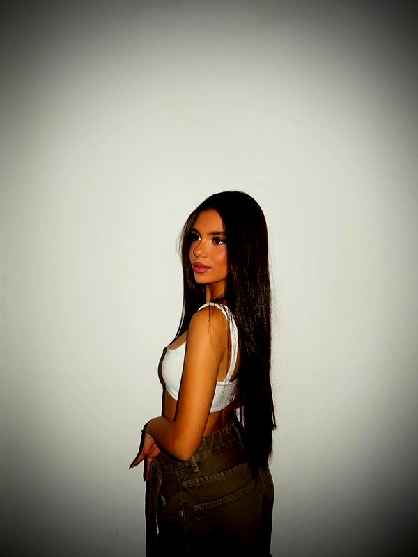 shaylee_vazana instagram image archive image