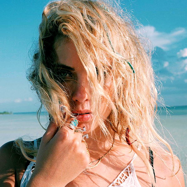 ashleybenson instagram image archive image