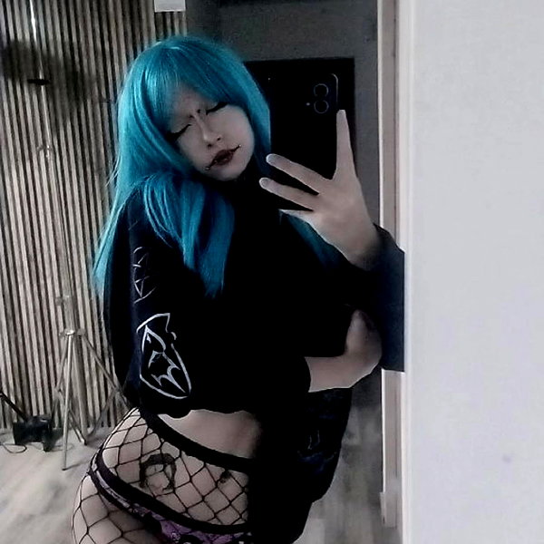 nyx_o_o_ instagram image archive image