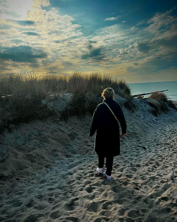 danamrts instagram image archive image