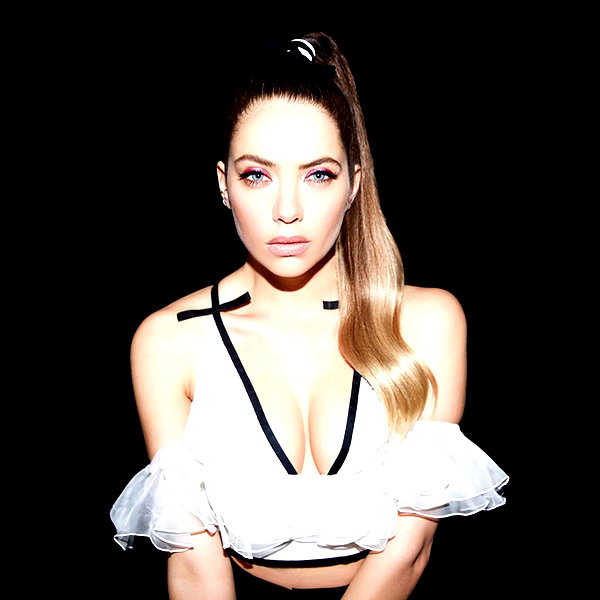 ashleybenson instagram image archive image