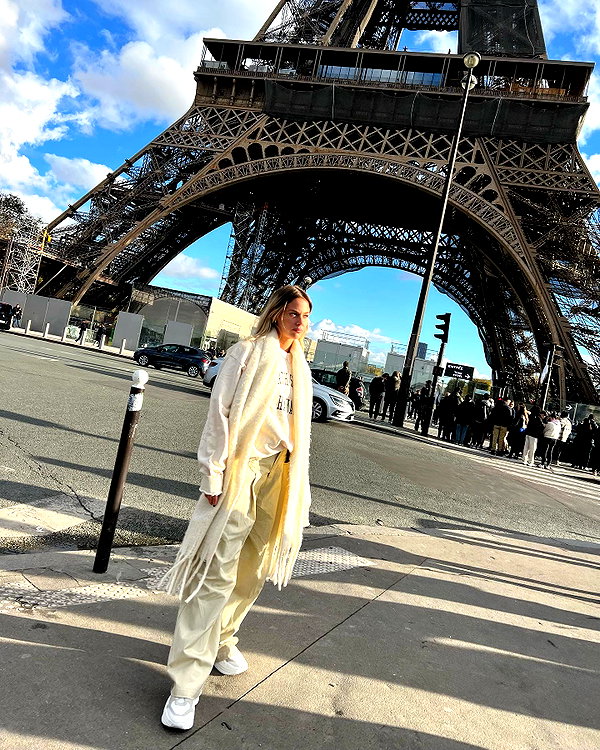 barzomer instagram image archive image