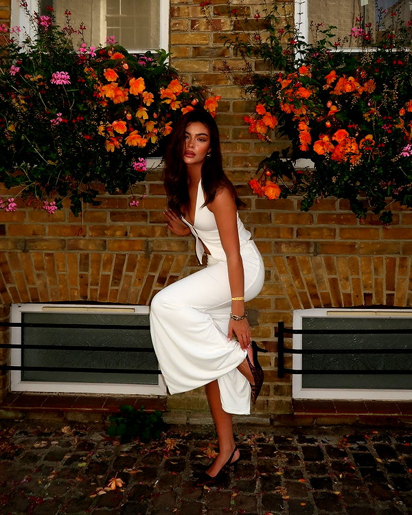 oliviaphillipps instagram image archive image