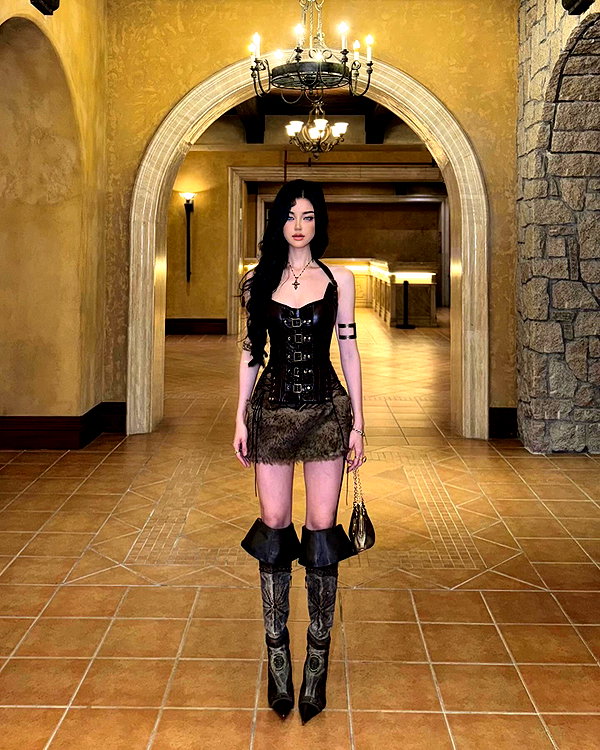 fair_mua instagram image archive image