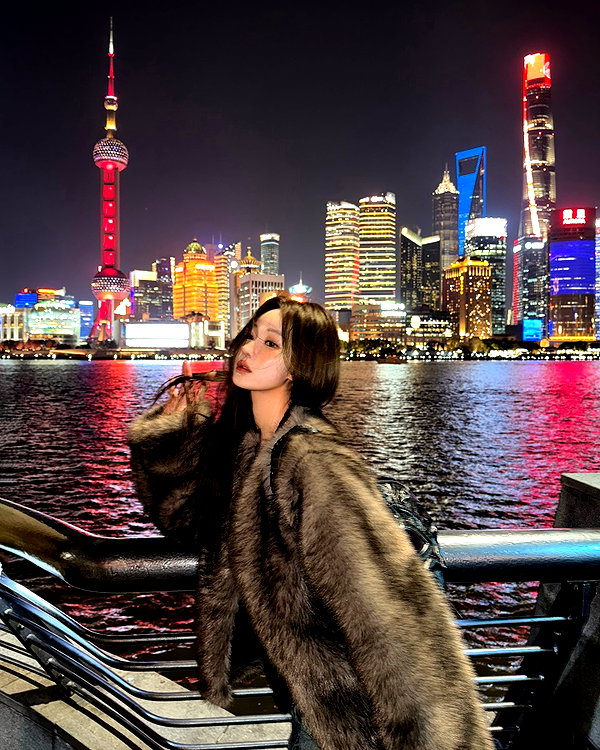 daxbin instagram image archive image