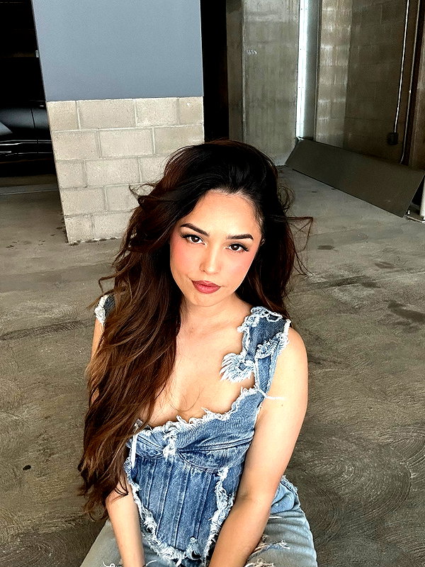 valkyrae instagram image archive image