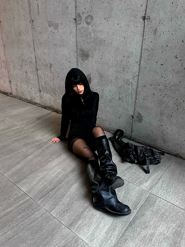 connie.01j instagram image archive image