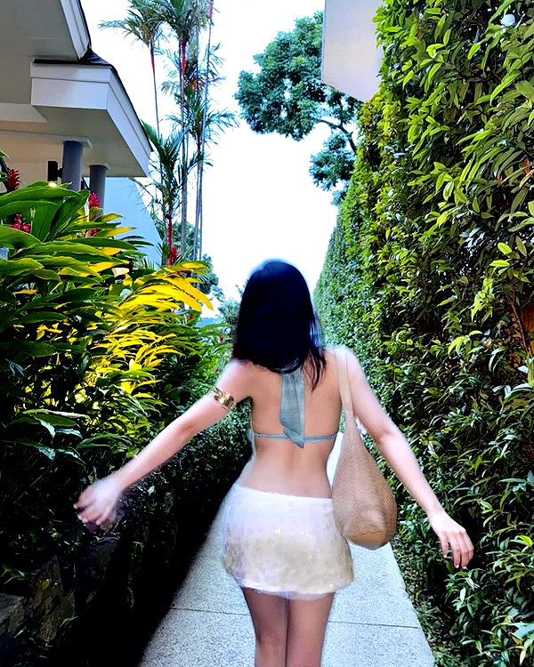 lyhythuedoxinh instagram image archive image