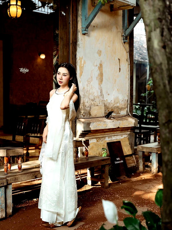 lyhythuedoxinh instagram image archive image