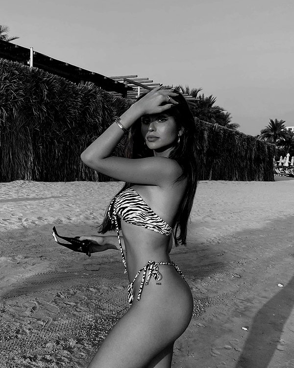 zoeliss instagram image archive image