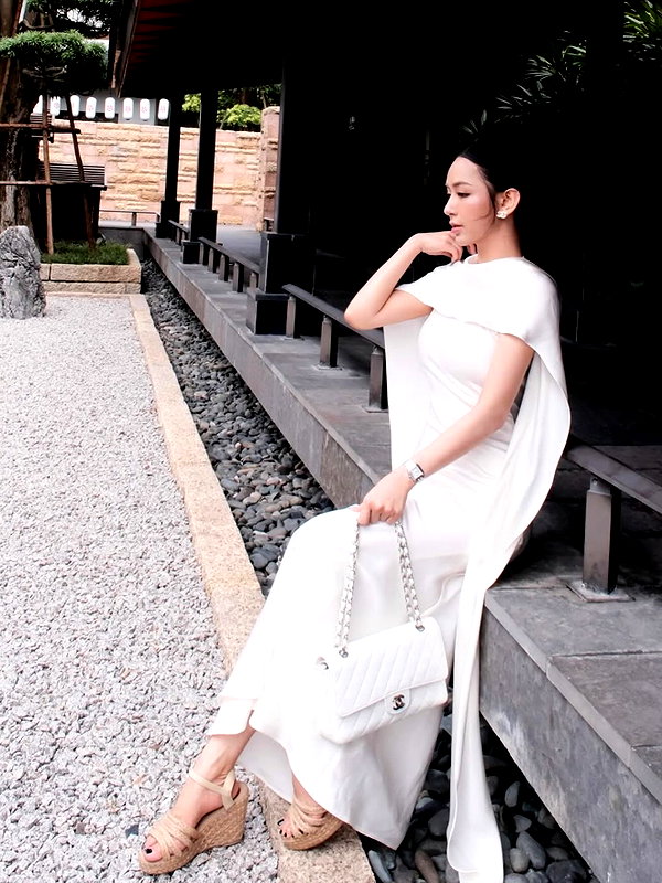 lyhythuedoxinh instagram image archive image