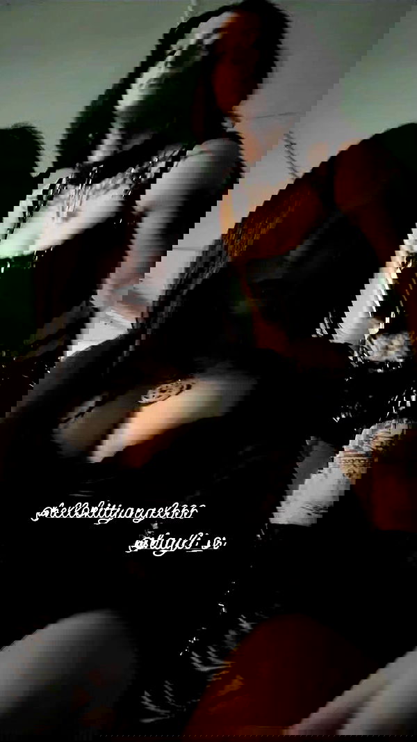 hellokittyangel666 hellokittyangel666 archive image