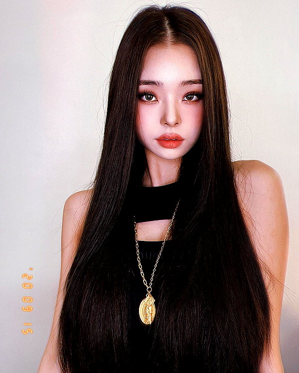 dear.zia instagram image archive image