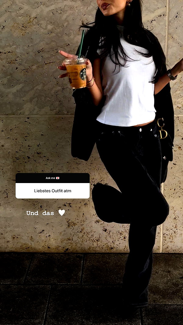 zoeliss instagram image archive image