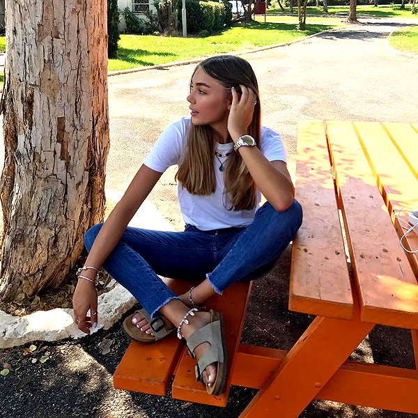 maya.keyy instagram image archive image