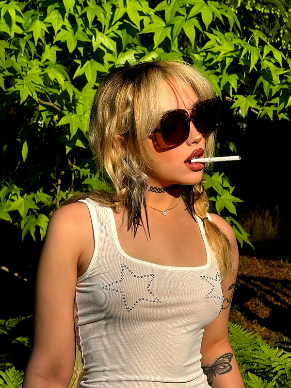 v.qx instagram image archive image