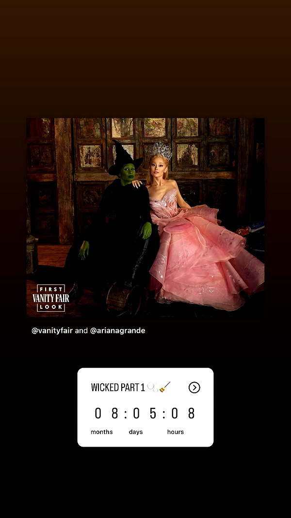 arianagrande instagram image archive image