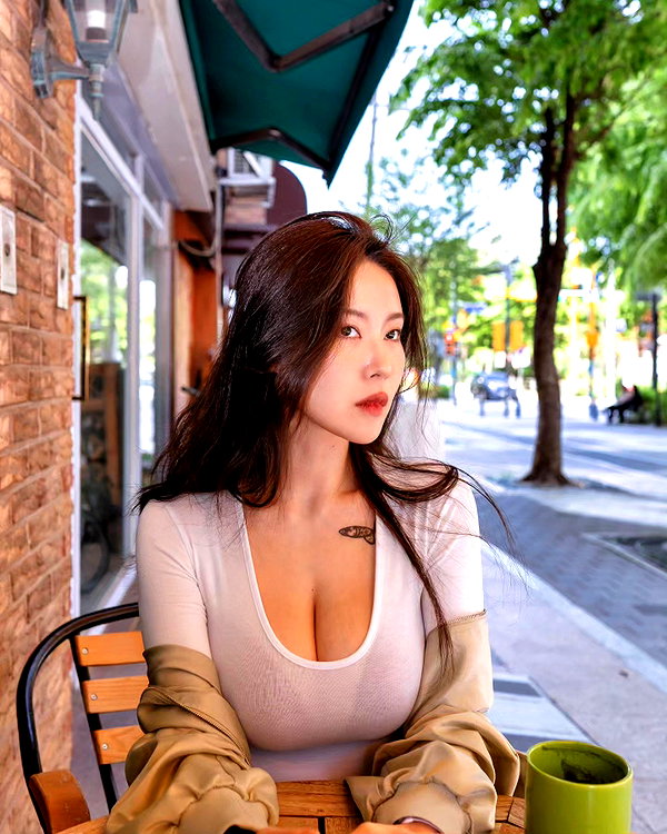 norajoy_official instagram image archive image