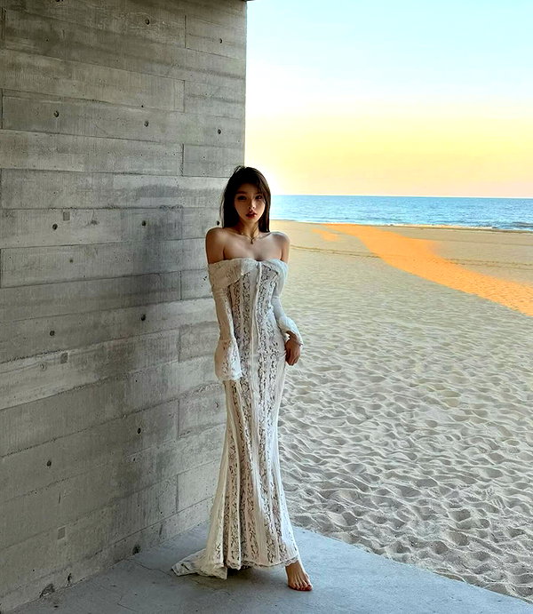 lyhythuedoxinh instagram image archive image