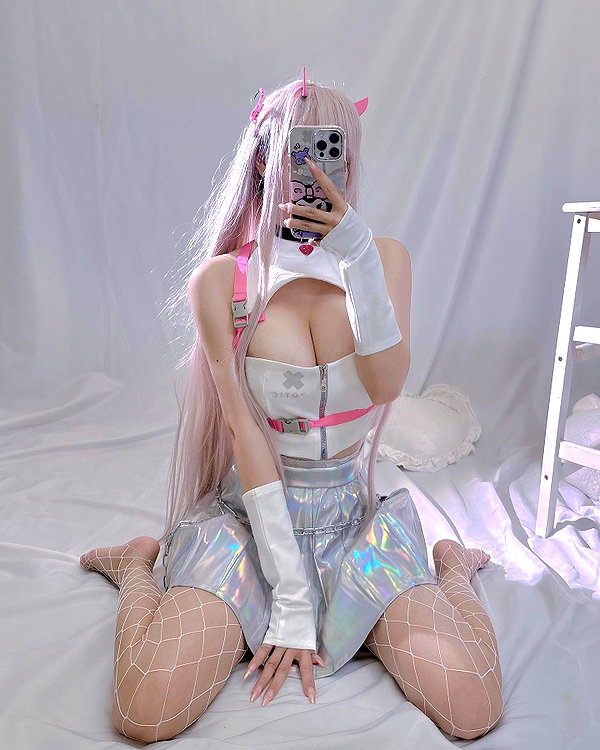erokochiba instagram image archive image