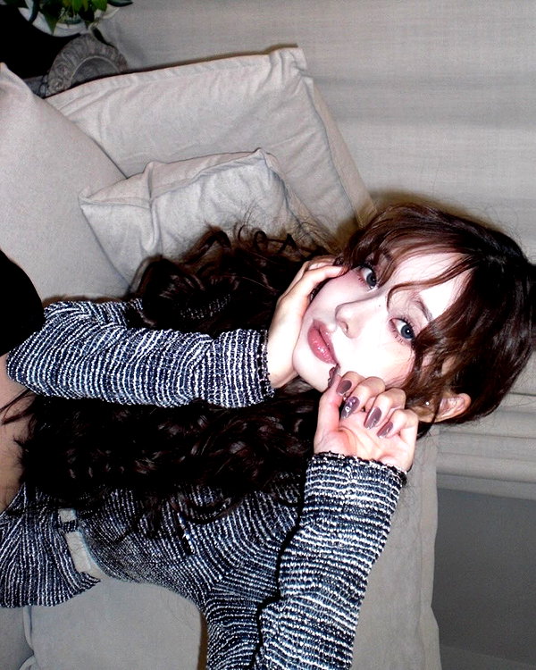 dear.zia instagram image archive image