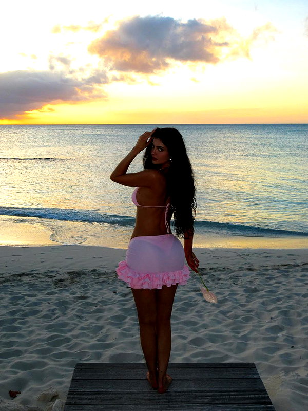 kyliejenner instagram image archive image