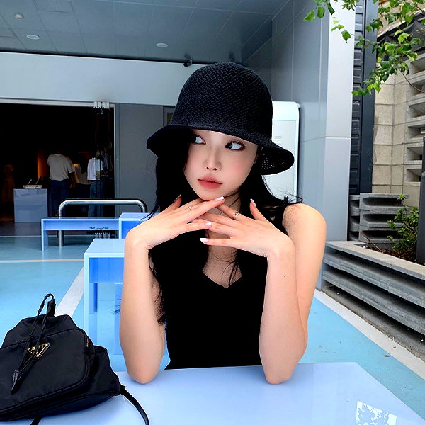 daxbin instagram image archive image