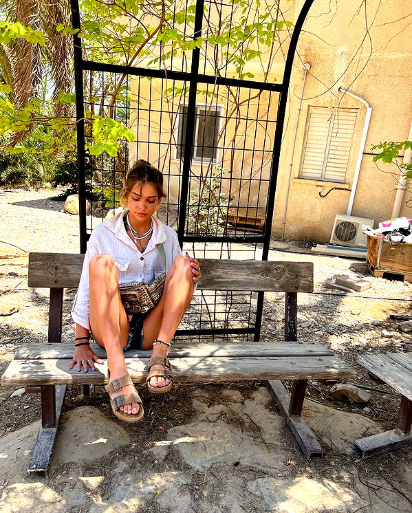 yulia.isakov instagram image archive image