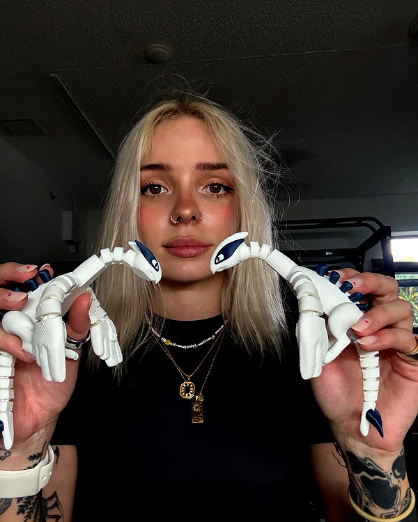 peachtoot.plz instagram image archive image
