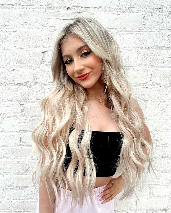 ellianawalmsley instagram image archive image