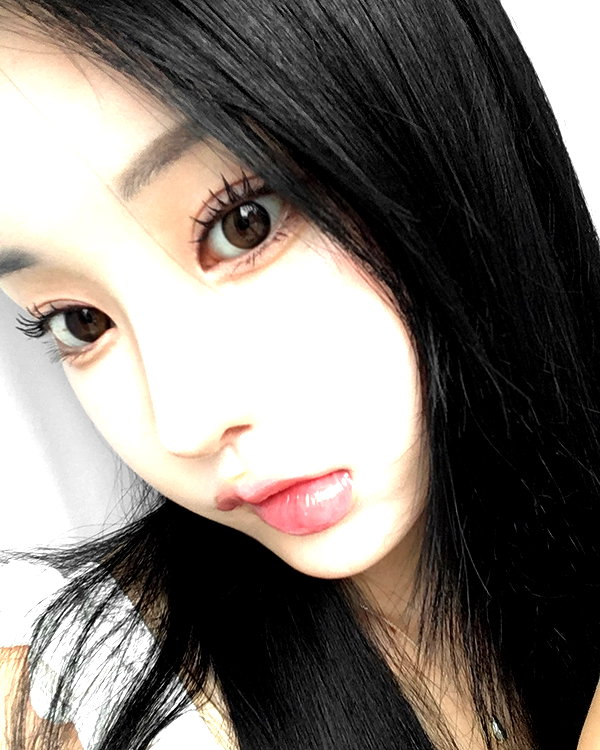 daxbin instagram image archive image