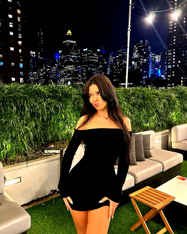 vanessa.rhd instagram image archive image
