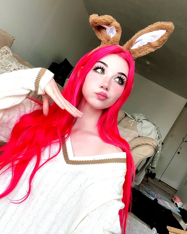 danielle.mercedie instagram image archive image