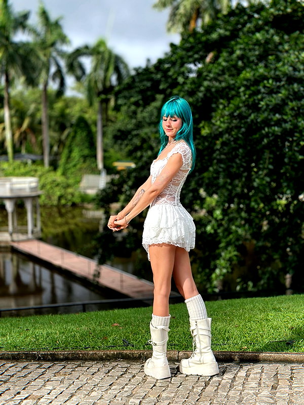jadelaverne instagram image archive image