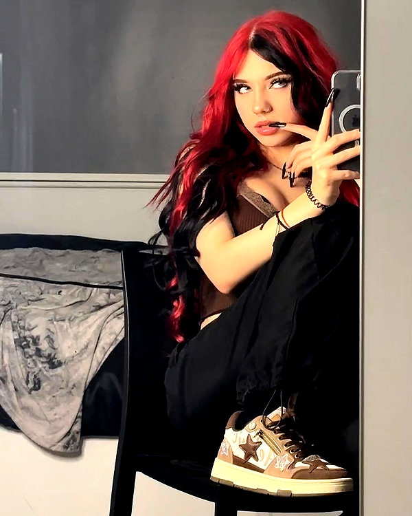 _roniira instagram image archive image