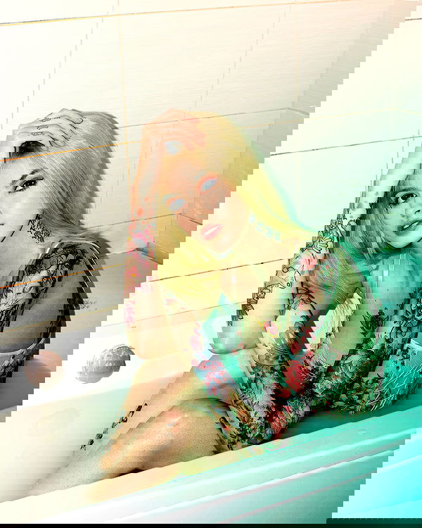 hanna_ky hanna_ky archive image