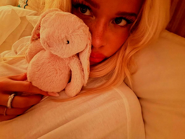 sophiecharlotth instagram image archive image