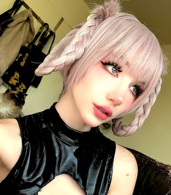 danielle.mercedie instagram image archive image