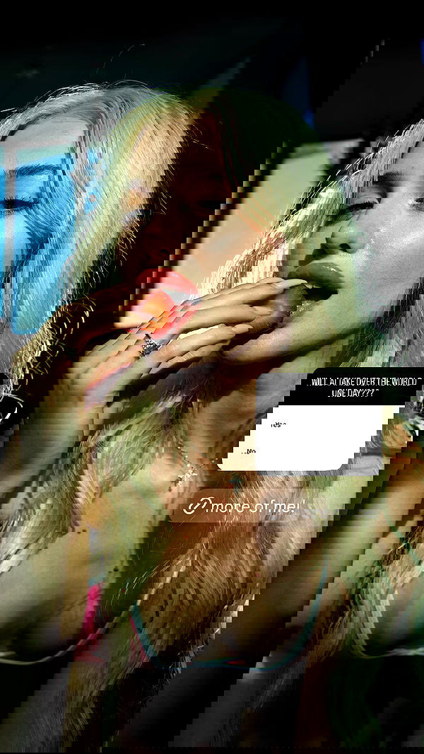 alexandramarianna alexandramarianna archive image