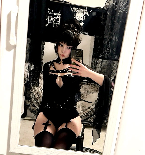 vampiryska instagram image archive image