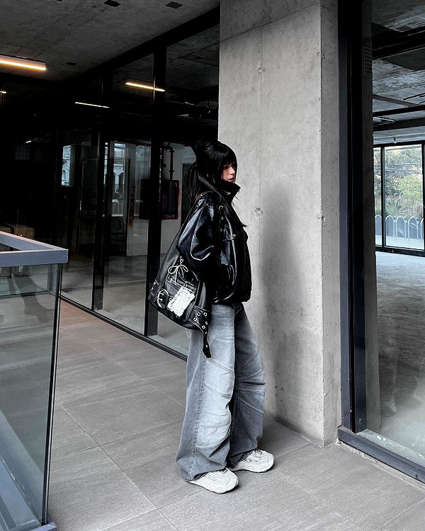connie.01j instagram image archive image