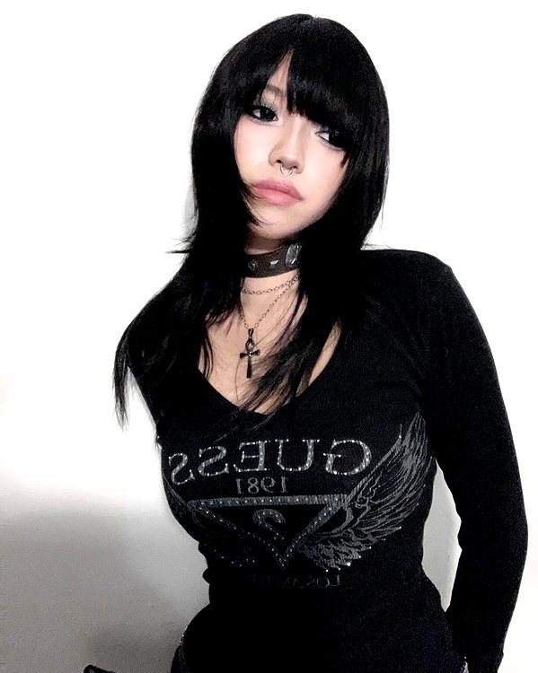 danvyee archive image