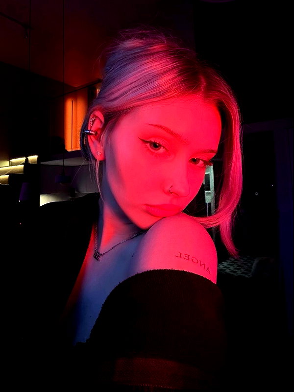 whylollycry instagram image archive image