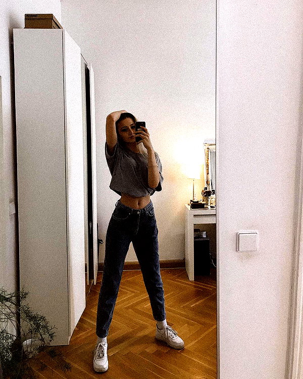 lilih instagram image archive image