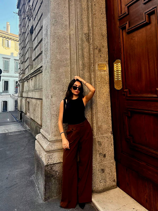 annabottoo instagram image archive image