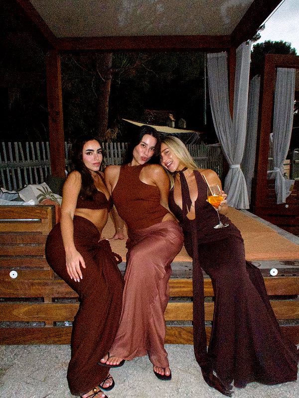 annezivi instagram image archive image