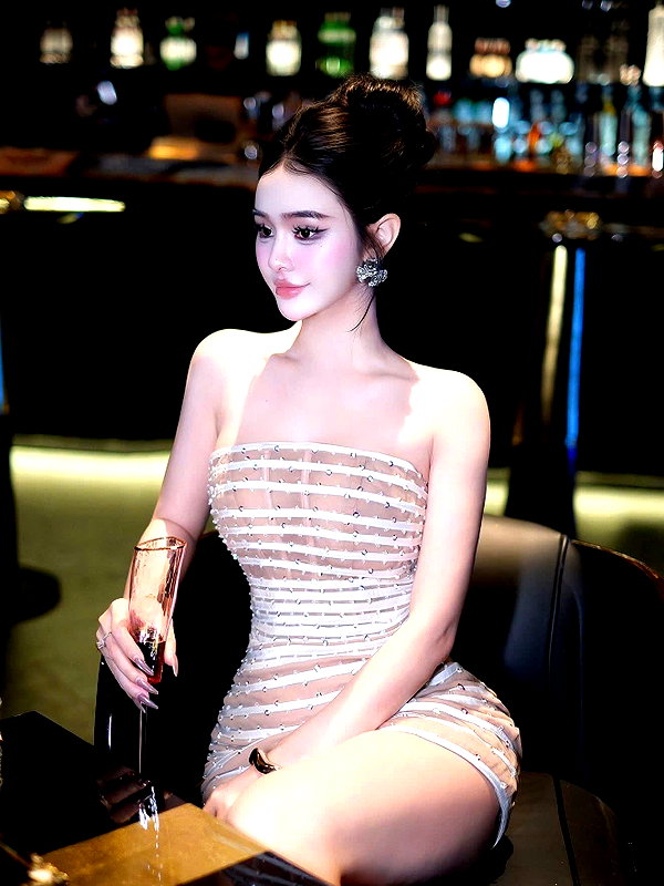 lyhythuedoxinh instagram image archive image