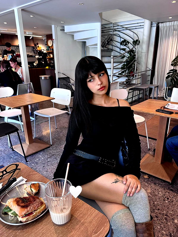 connie.01j instagram image archive image
