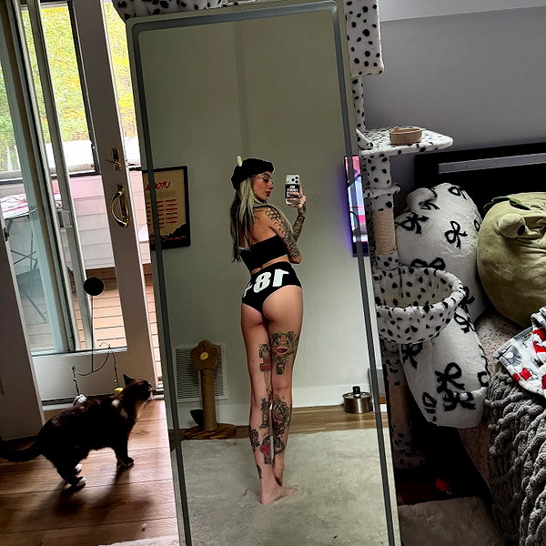 cruellamorgan instagram image archive image