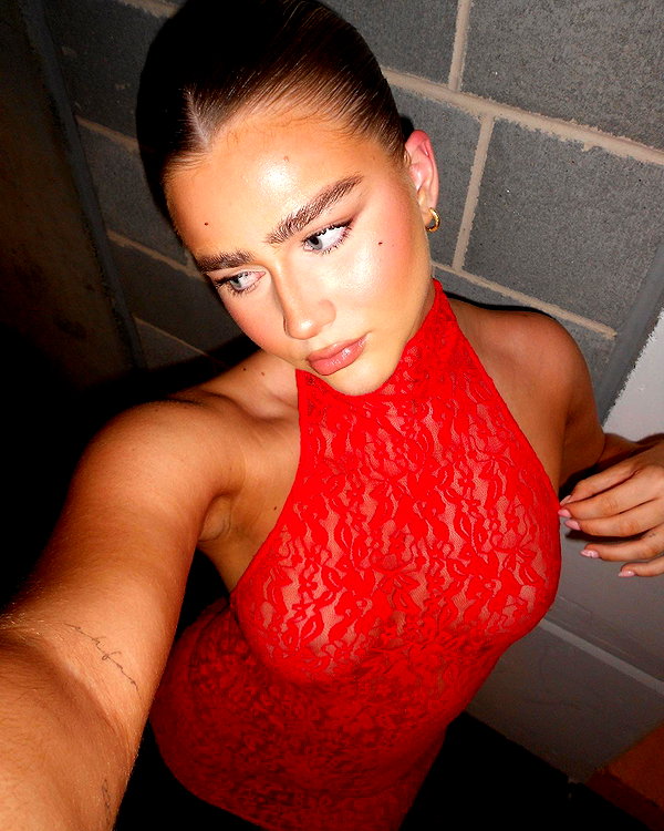 sophadophaa_ instagram image archive image